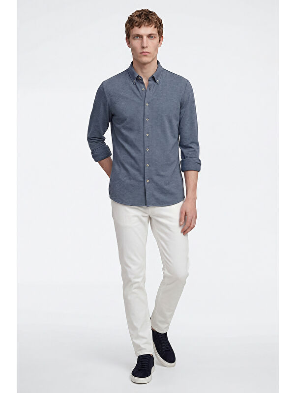 AC&Co / Altınyıldız Classics Erkek İndigo Pamuklu Tailored Slim Fit Dar Kesim Düğmeli Yaka Örme Gömlek