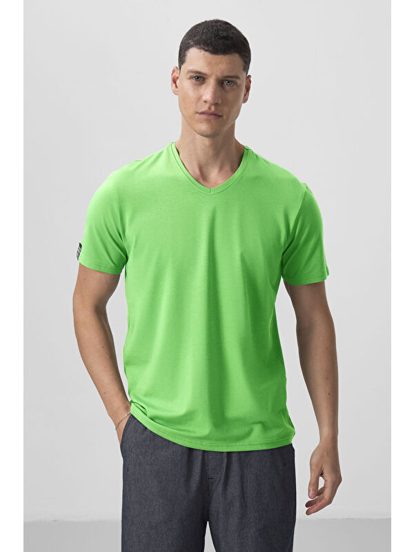 Tommylife Neon Yeşil Basic Kısa Kol Standart Kalıp V Yaka Erkek Tişört - 87912