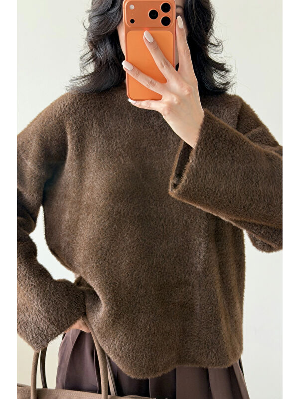eka Kadın Kahve Oversize Kazak 1014-2341