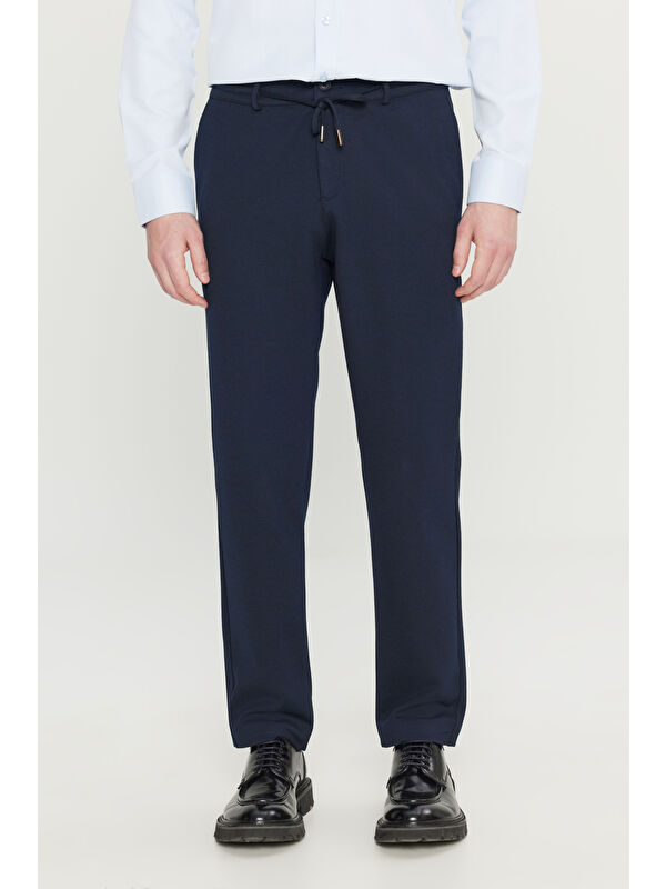 Altınyıldız Classics Erkek Lacivert Jogger Slim Fit Dar Kesim Yan Cepli Beli Bağlamalı Casual Pantolon