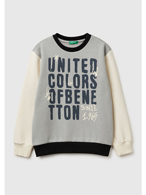 United Colors Of Benetton Erkek Çocuk Gri-Krem Önü Logo Baskılı Nervürlü Şardonlu Sweatshirt