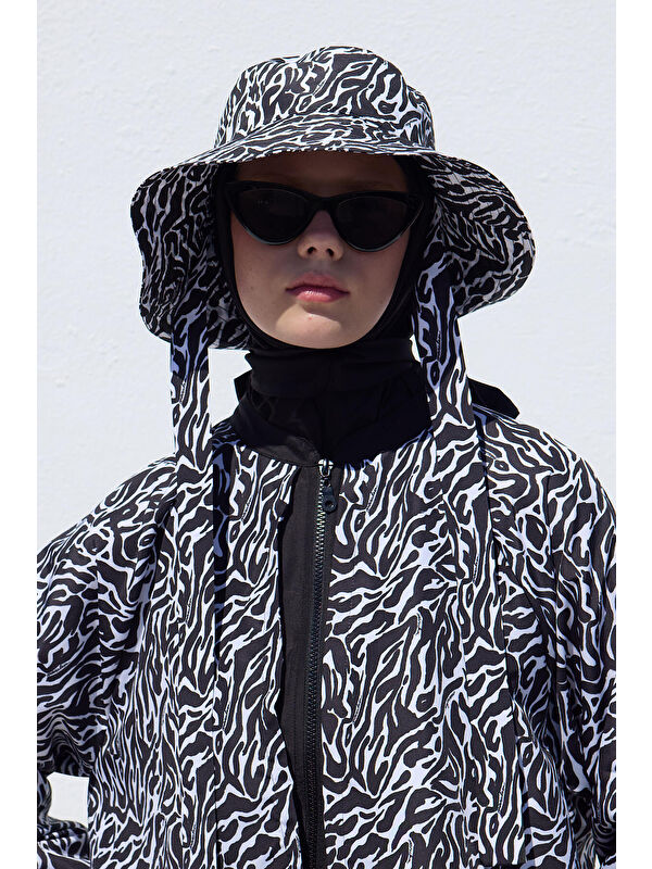 Manuka Bağlamalı Bucket Şapka Zebra