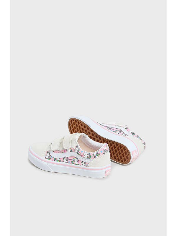 Old Skool V Süet Detaylı Desenli Cırt Cırtlı Sneaker Ayakkabı VN000CYDCY71 - Görsel 4