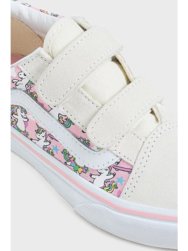 Old Skool V Süet Detaylı Desenli Cırt Cırtlı Sneaker Ayakkabı VN000CYDCY71 - Görsel 5