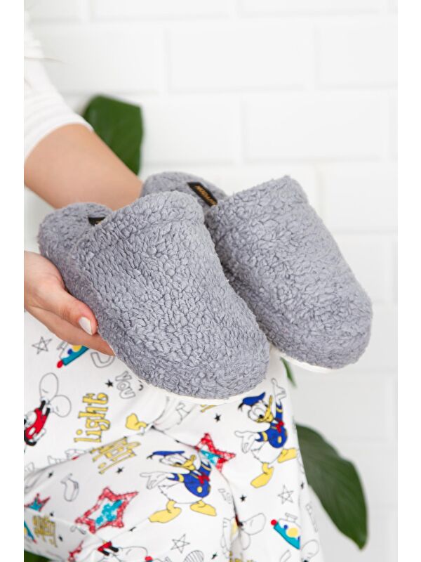 Havlu Kapalı Kadın Ev Terliği Kışlık Terlik Ses Yapmaz - Görsel 2