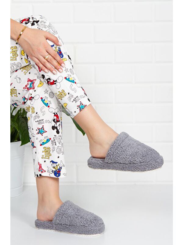 Havlu Kapalı Kadın Ev Terliği Kışlık Terlik Ses Yapmaz - Görsel 3