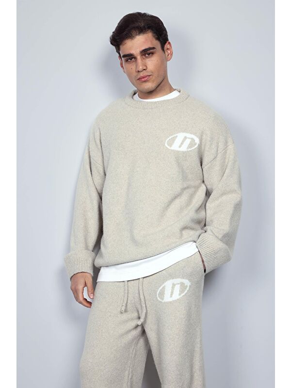 Abluka Online Erkek Oversize Boxy Fit Logo Detaylı Tüylü %100 Pamuk Kazak Bej