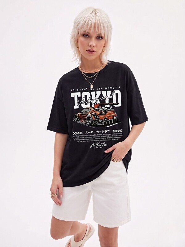 Trendseninle Siyah Tokyo Baskı %100 Organik Pamuk Relaxed Fit Yuvarlak Yaka Tişört