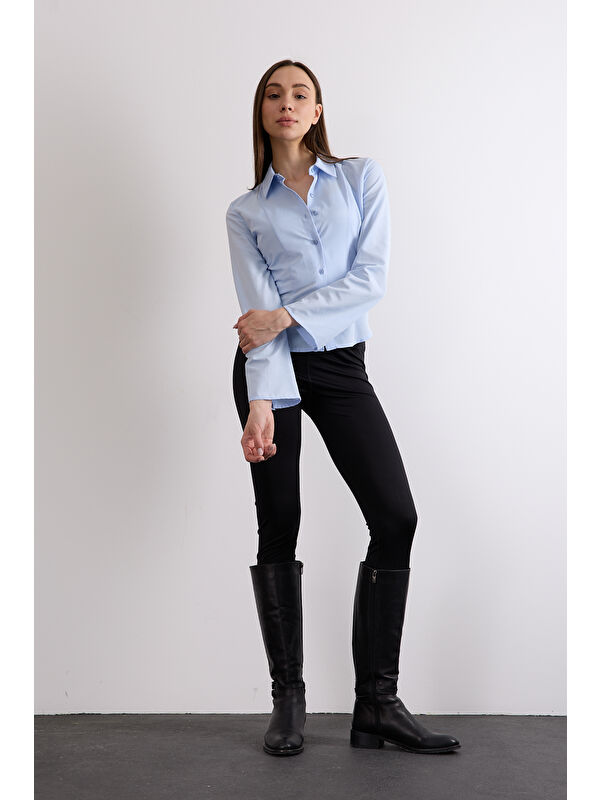 Pera Moda Vücuda Bele Oturan Saran Basic Kadın Gömleği