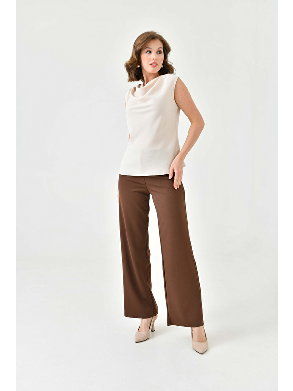 Pera Moda Bej Dökümlü Degaje Yaka İç Göstermeyen Kısa Kollu Bluz Gömlek - S000397861-19928