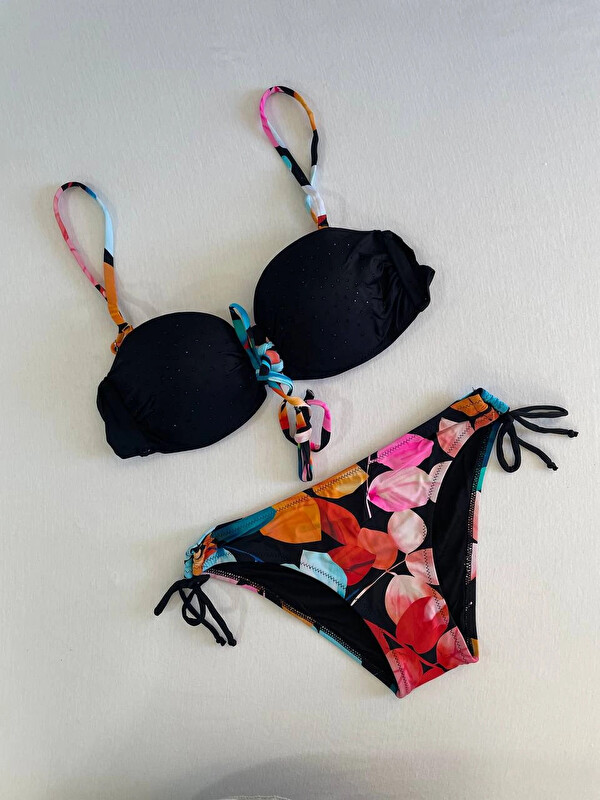 Hazelin Kadın Siyah Taş İşlemeli Astarlı Bikini Takım HZL25S-LC207
