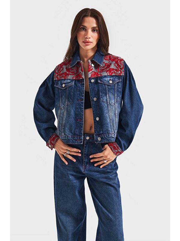 It's Basic Kadın Koyu Jean Rengi 2w5-10 Özel Kırmızı Desen Nakışlı %100 Pamuk Tasarım Denim Ceket