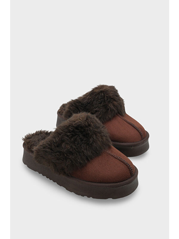 Capone Outfitters Florri Tüylü Burnu Kapalı Kadın Terlik