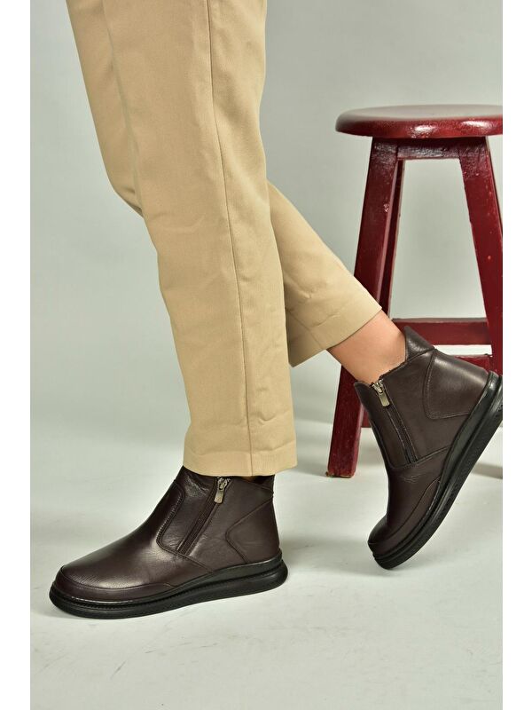 Kahverengi Kadın Bot V555070903 - Görsel 3