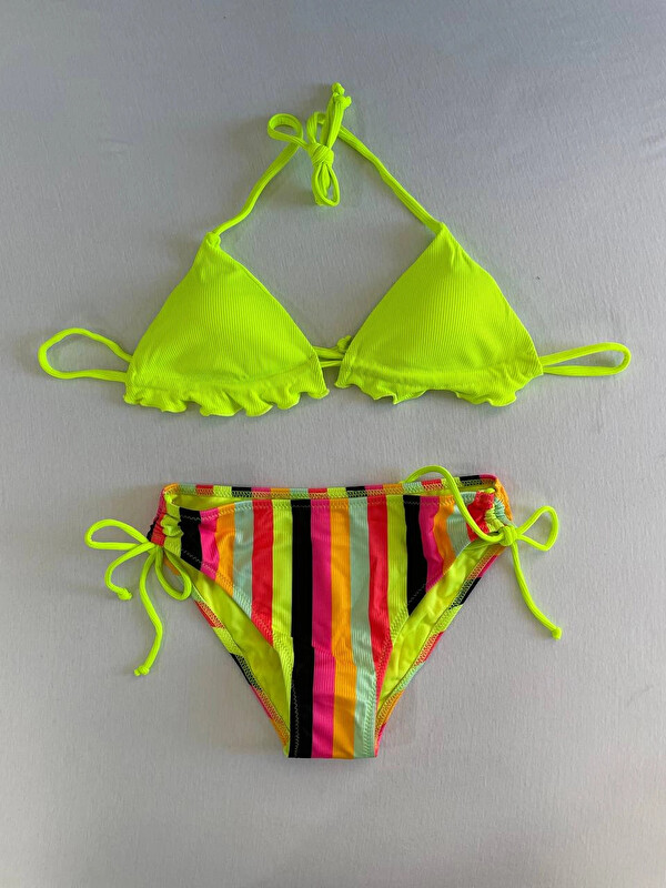 Hazelin Kadın Neon Sarı Renk Desenli Boyundan Bağlamalı Bikini Takım HZL25S-LC3350