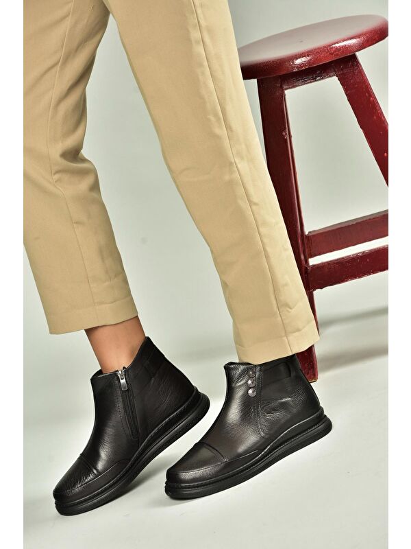 Siyah Kadın Bot V555070403 - Görsel 3
