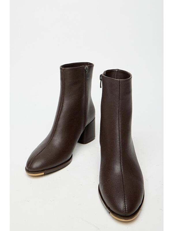 Kadın Kahverengi Topuklu Bot & Bootie – Fermuarlı Günlük Bot - Görsel 2