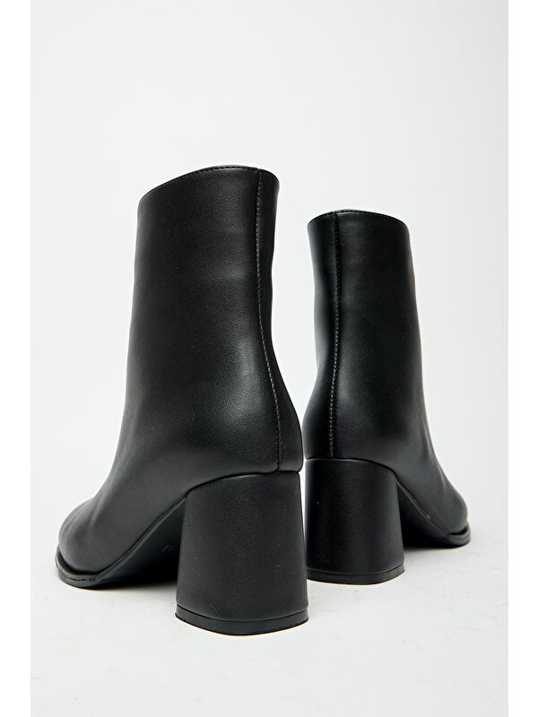 Kadın Siyah Topuklu Bot & Bootie – Fermuarlı Günlük Sezon Modeli - Görsel 6