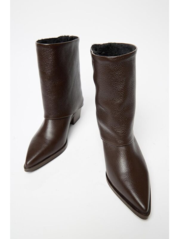 Kadın Kahverengi Hakiki Deri Western Topuklu Bot – Sivri Burun & Fermuar Aksesuarlı - Görsel 5