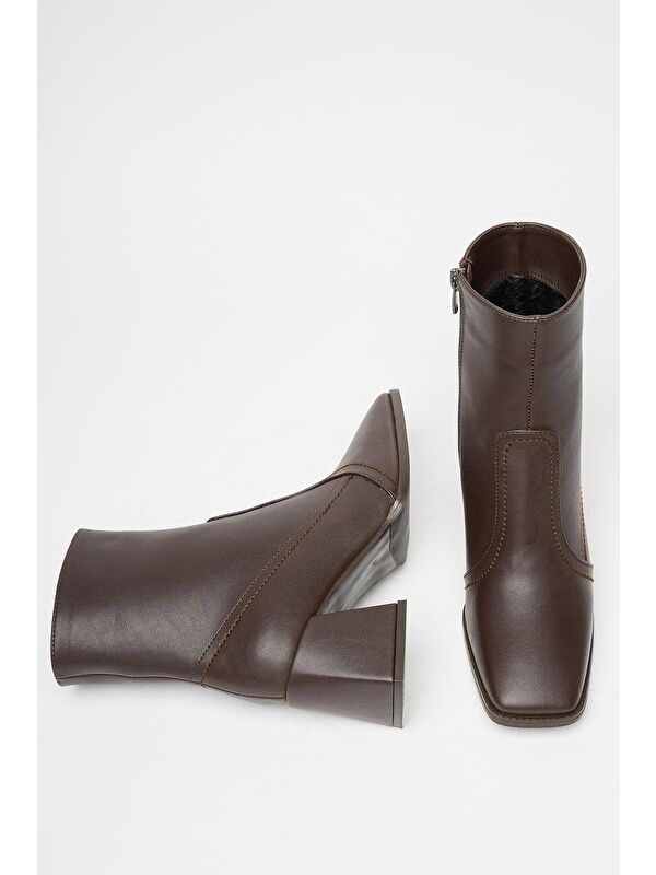 Kadın Kahverengi Küt Burun Topuklu Bot & Bootie – Fermuarlı Günlük - Görsel 6
