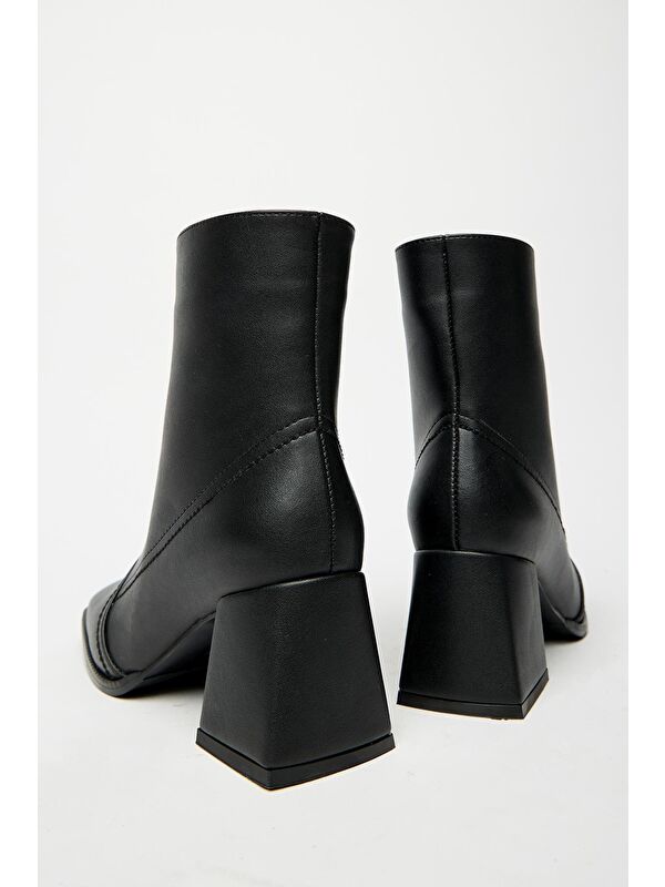 Kadın Siyah Küt Burun Topuklu Bot & Bootie – Fermuarlı Günlük - Görsel 7