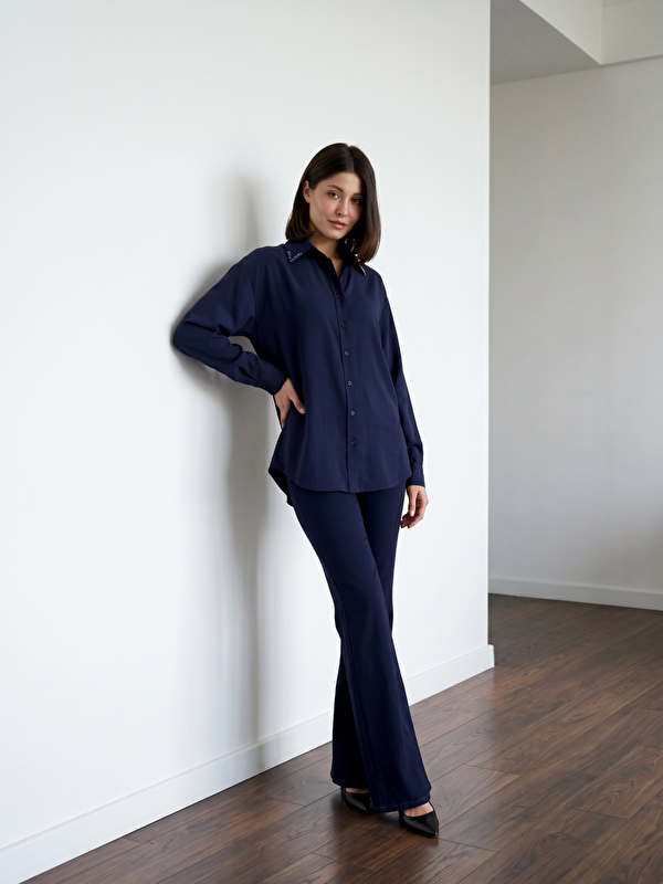 Pera Moda Yakası Taşlı Modal Kumaş Oversize Kadın Gömleği