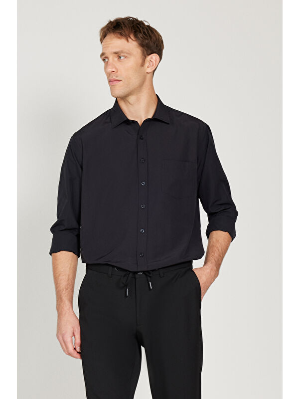 AC&Co / Altınyıldız Classics Erkek Siyah Kolay Ütülenebilir Non-Iron Pamuklu Comfort Fit Geniş Kesim Klasik Yaka Gömlek