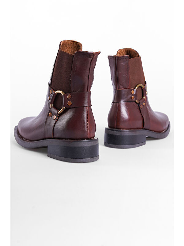 Hakiki Deri Yandan Lastikli Toka Detaylı Kadın Bot - Görsel 4