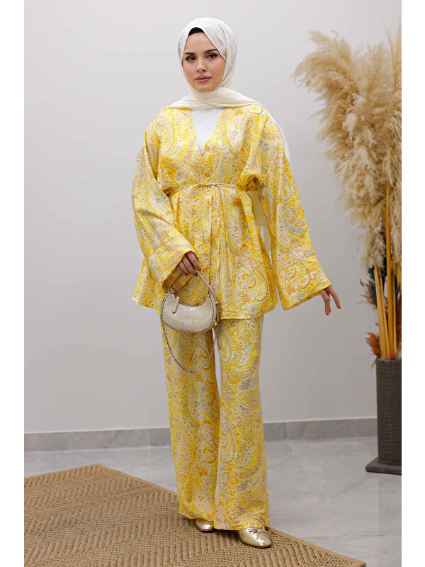 Tesettür Dünyası Beli İp Bağlamalı Kimono Takım TSD250265 Sarı