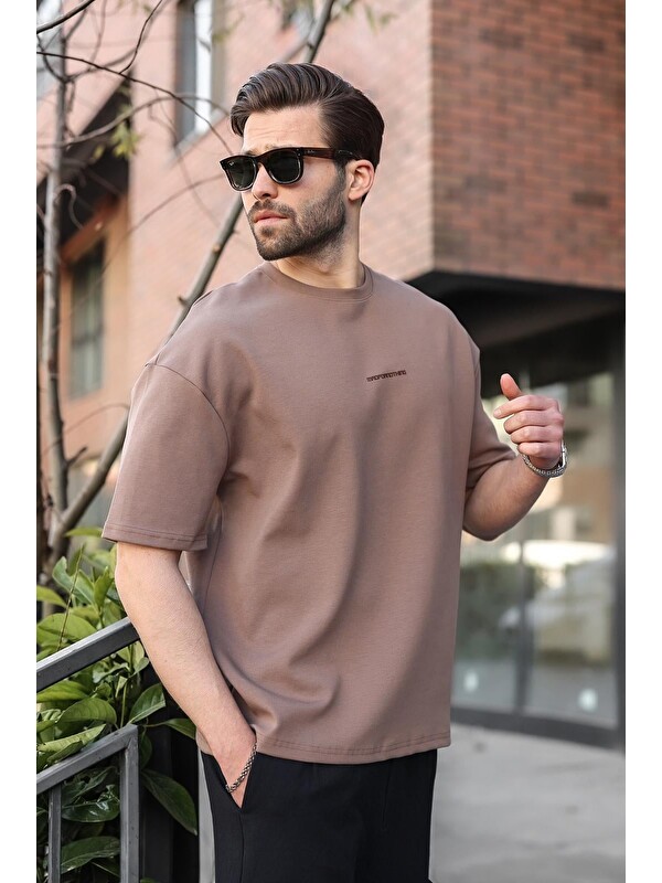 Madmext Kahverengi Bisiklet Yaka Oversize Erkek Tişört E7176