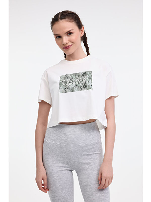 Lumberjack WL RENA 11OUTSS25105 5FX Ekru Kadın Kısa Kol T-Shirt