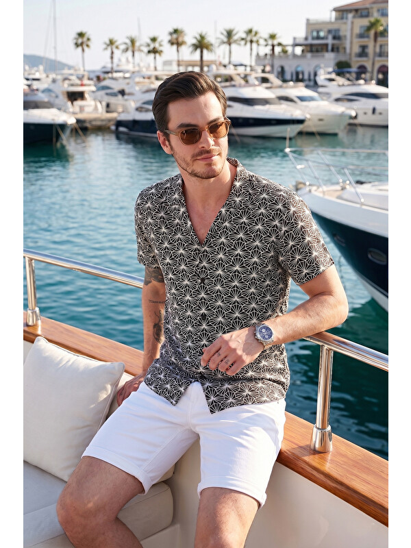Buratti Regular Fit Kısa Kollu Apaş Yaka Desenli Erkek Gömlek CF21S114293