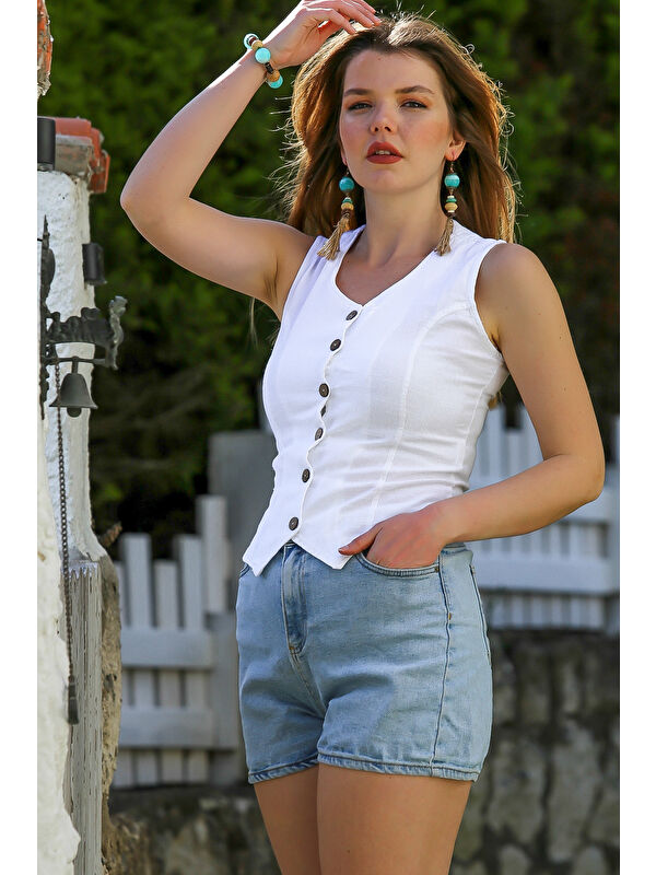 Chiccy Beyaz V Yaka Düğmeli Yıkamalı Kulplu Casual Fitted Dokuma Yelek 55 45