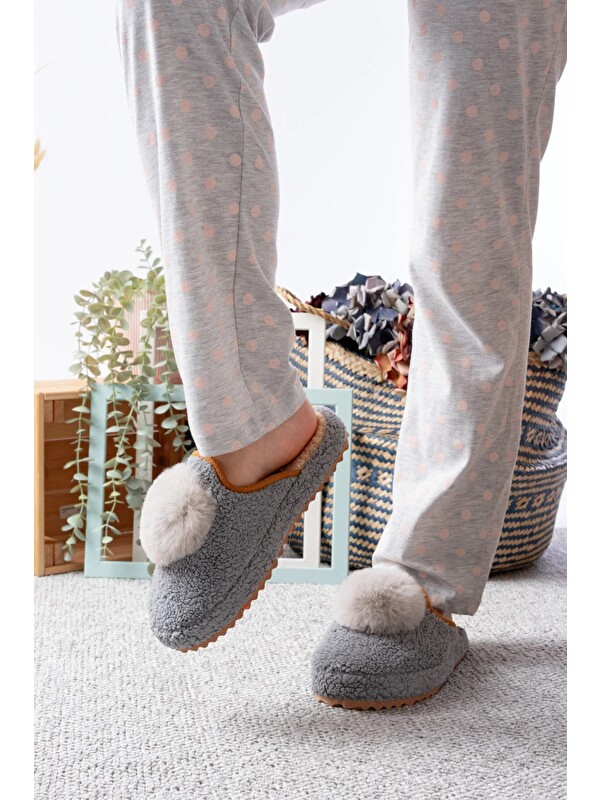 Slipcat Kadın Ev Terliği Ponpon Giyim Hediyelik Çeyiz Bohça Misafir Terliği