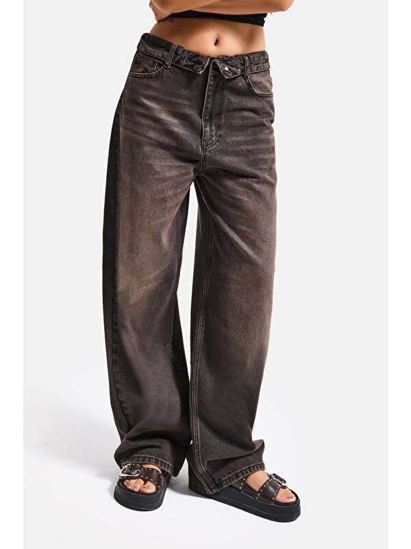 It's Basic Kadın Koyu Kahve 2s6-62 Straight Fit Kemer Detaylı Özel Tasarım Denim Jean