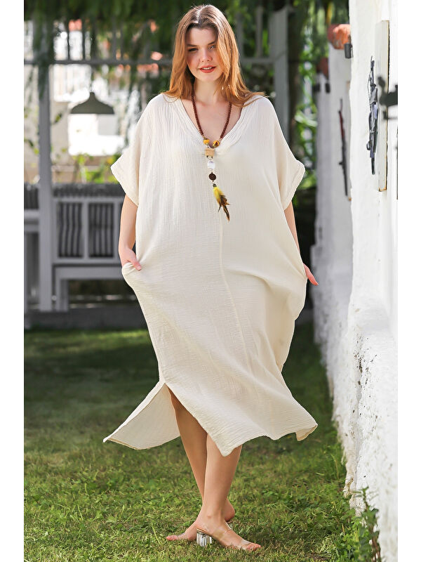 Chiccy Krem V Yaka Kısa Kol Yıkamalı Yırtmaçlı Casual Müslin Oversize Dokuma Elbise 125 76