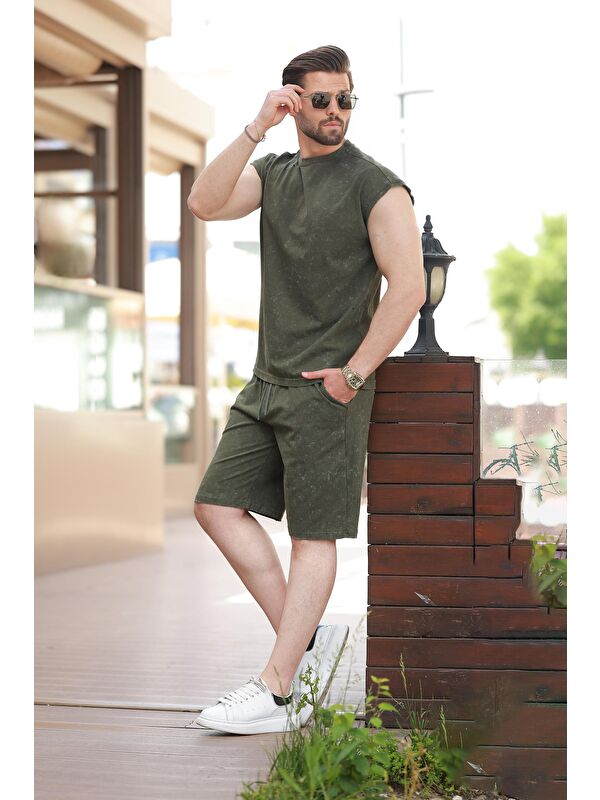 Madmext Haki Basic Erkek Yırtık Detaylı Şort T-Shirt Takım E7319