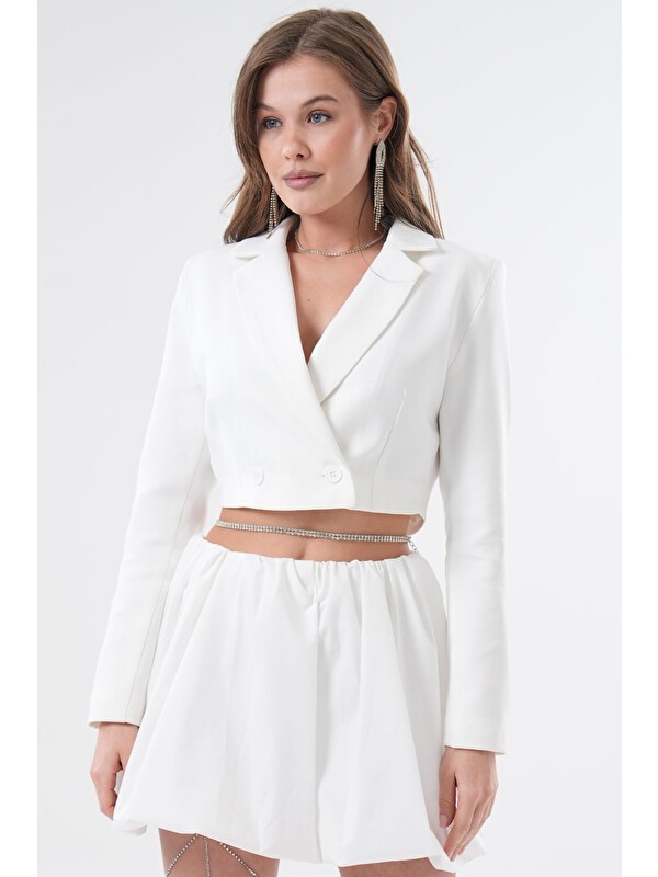 Saade Beyaz Kadın Regular Fit Kruvaze Kapama Dokuma Crop Blazer Ceket -Şık & Spor