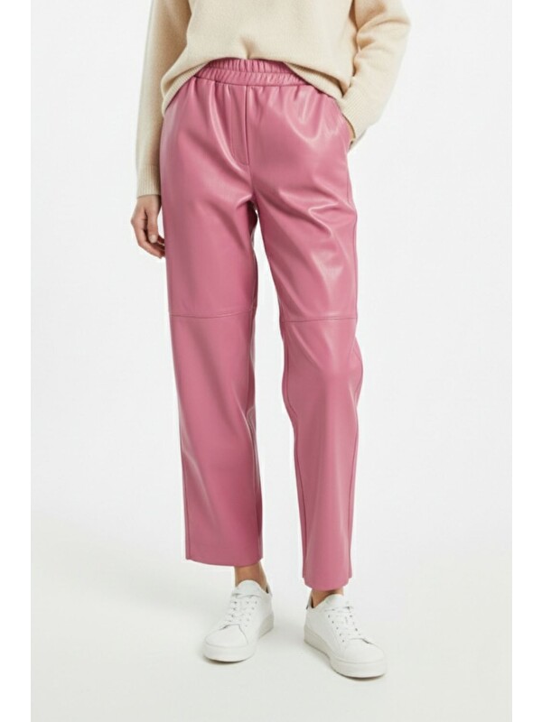Mizalle Deri Görünümlü Pembe Jogger Pantolon