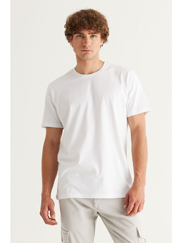 Altınyıldız Classics Erkek Beyaz 360 Derece Her Yöne Esneyen Slim Fit Bisiklet Yaka Tişört