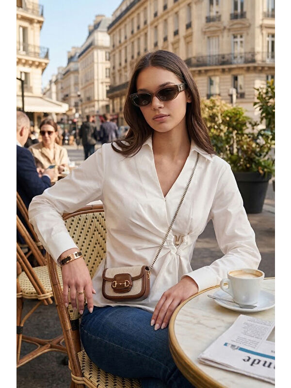 Lela % 100 Pamuk Slim Fit Toka Detaylı Uzun Kollu Kadın Gömlek 6778317