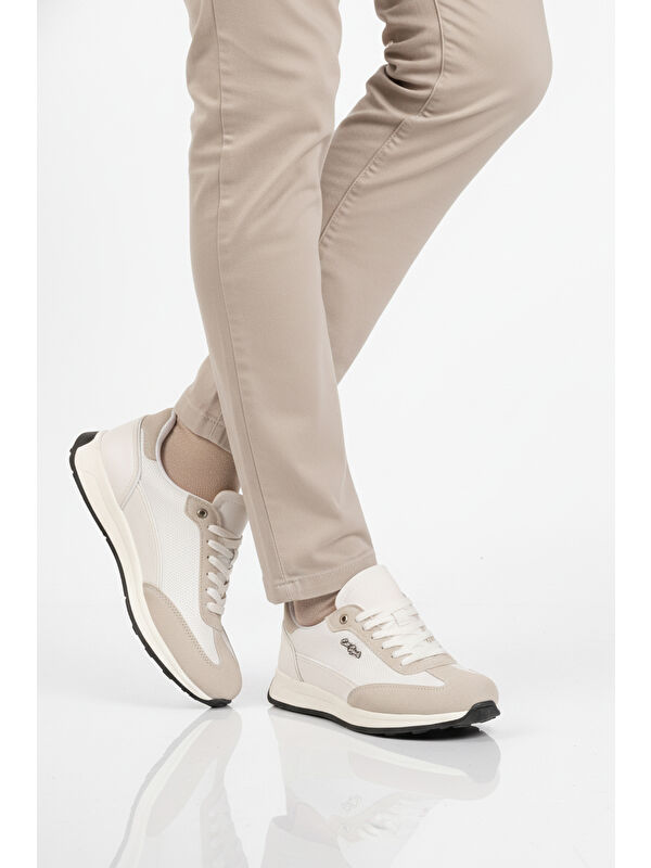 Ayakmod Beyaz Bağcıklı Hafif Esnek Erkek Sneaker 584 M