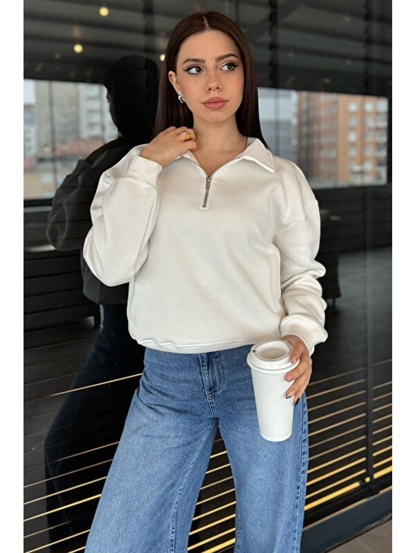 Gülseli Dik Yaka Yarım Fermuarlı Şardonlu Kadın Sweatshirt