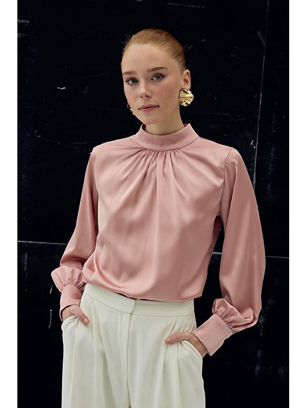 SATEEN Yaka Detaylı Saten Bluz - Pembe