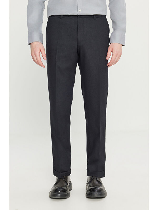 Altınyıldız Classics Erkek Antrasit Slim Fit Dar Kesim Gizli Lasiktli Yan Cepli Esnek Klasik Pantolon