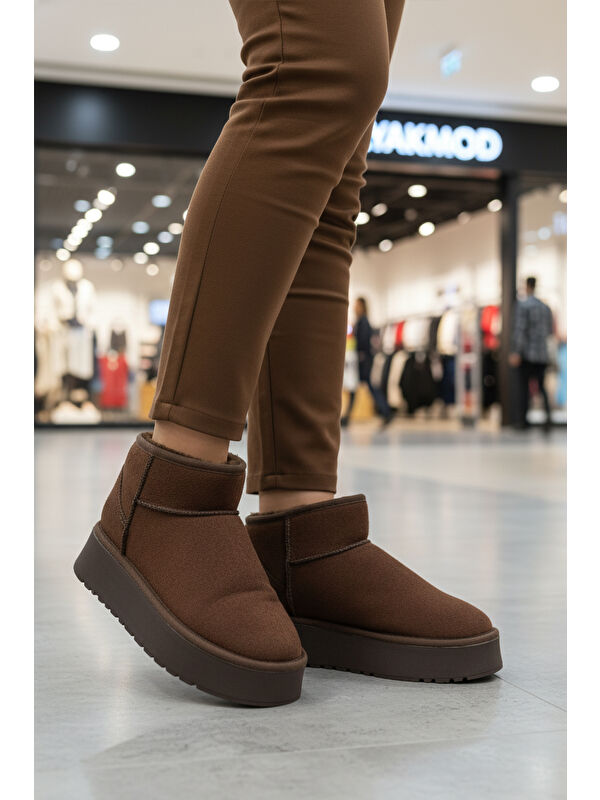 Ayakmod Kahverengi Ayakmod İçi Kürklü Soğuğa Dirençli Kadın Bot U-400 Z