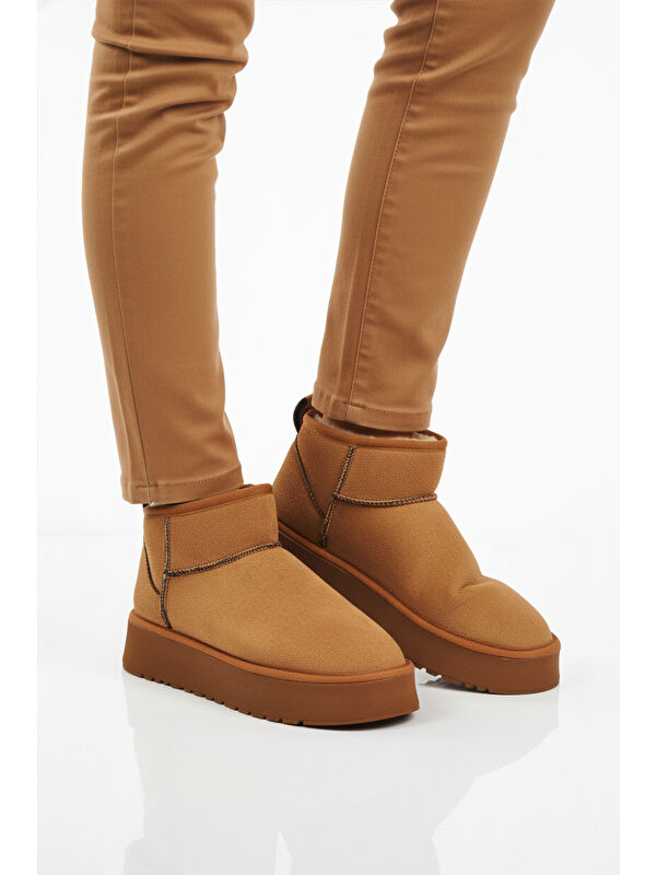 Ayakmod Kahverengi Ayakmod İçi Kürklü Soğuğa Dirençli Kadın Bot U-400 Z