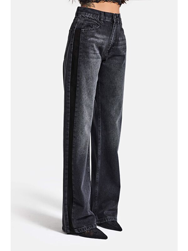 It's Basic Kadın Koyu Füme 2s6-1 Loose Fit Yandan Süet Şeritli Tasarım Denim Jean