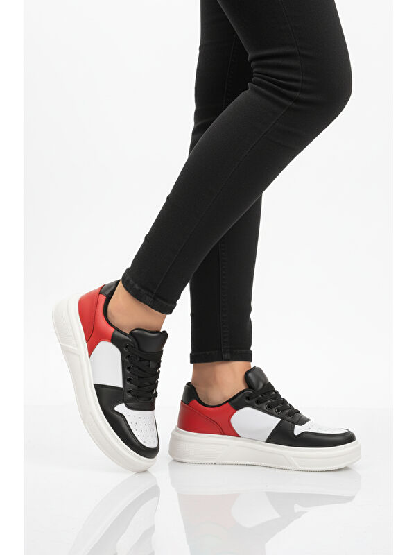 Ayakmod Beyaz Siyah Bağcıklı Cilt Hafif Unisex Sneaker Aper 049 G