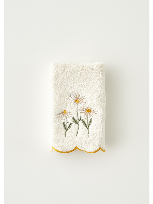 Bella Maison Daisy Scallop Kenar El Havlusu Bej (30x50 cm)